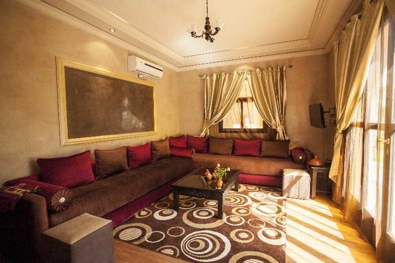 Aparthotel Nzaha Tahannaout Extérieur photo